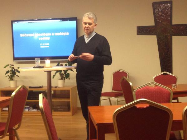 Teologický večer o morálke