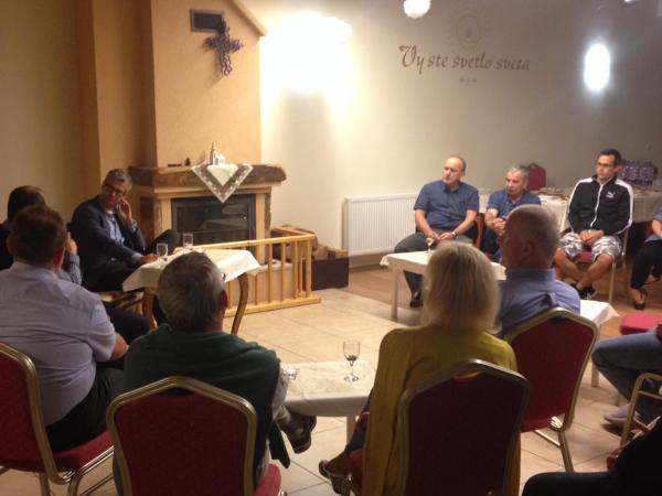 Zrkadlo nastavené (nielen) Rusovčanom