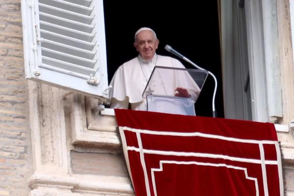 Vráťte sa k Bohu! Je veľa tých, ktorí sa vzďaľujú a nedokážu vystúpiť na vrchol. Ja som vaša Matka a spolu môžme dosiahnuť ten vrchol!