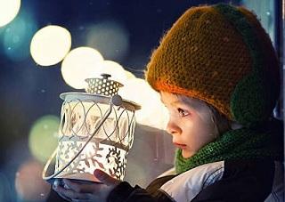 Svätí svetu svietia