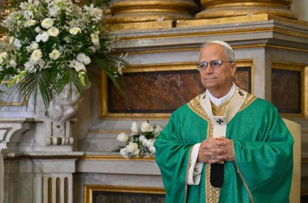 PODCAST - Papež: Jsme si bližními, když nám utrpení a nouze druhého člověka láme srdce